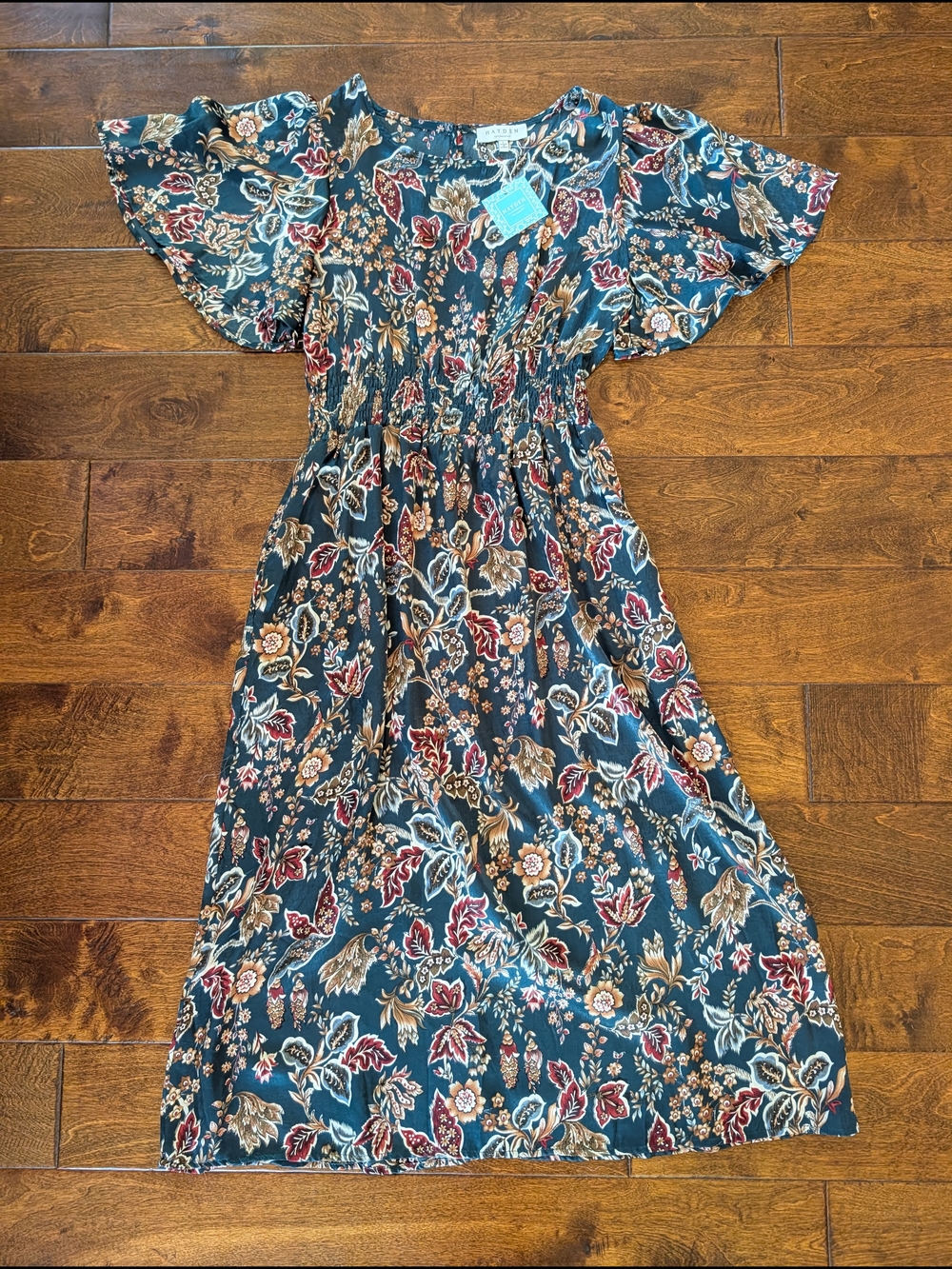 NWT: Hayden Floral Smocked Midi Dress - Size Large